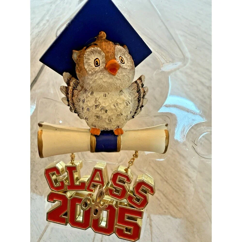 Carlton Cards Heirloom Owl Graduation Ornament Class of 2005 Vintage CXOR-026L‎